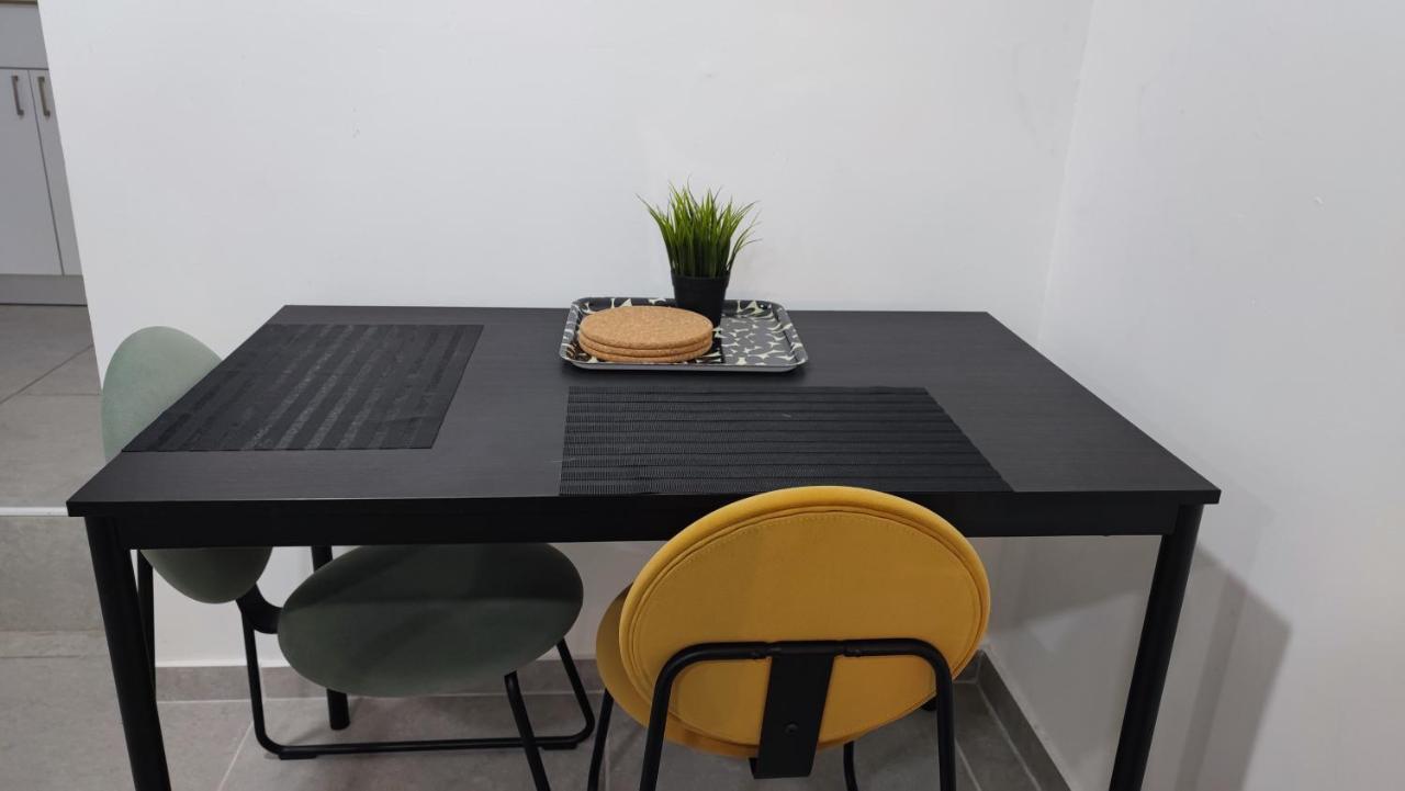 Studio Apartment 12 Minutes From Bahai'S Garden Hayfa Dış mekan fotoğraf